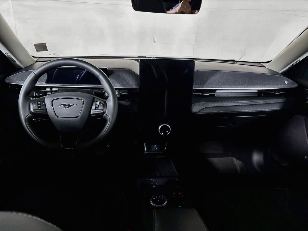 Used 2023 Vapor Blue Ford Premium image 12