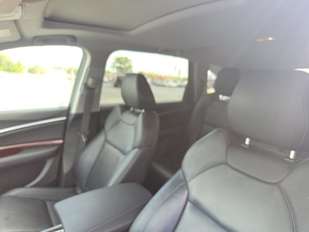 Used 2014 Silver Acura FWD image 24