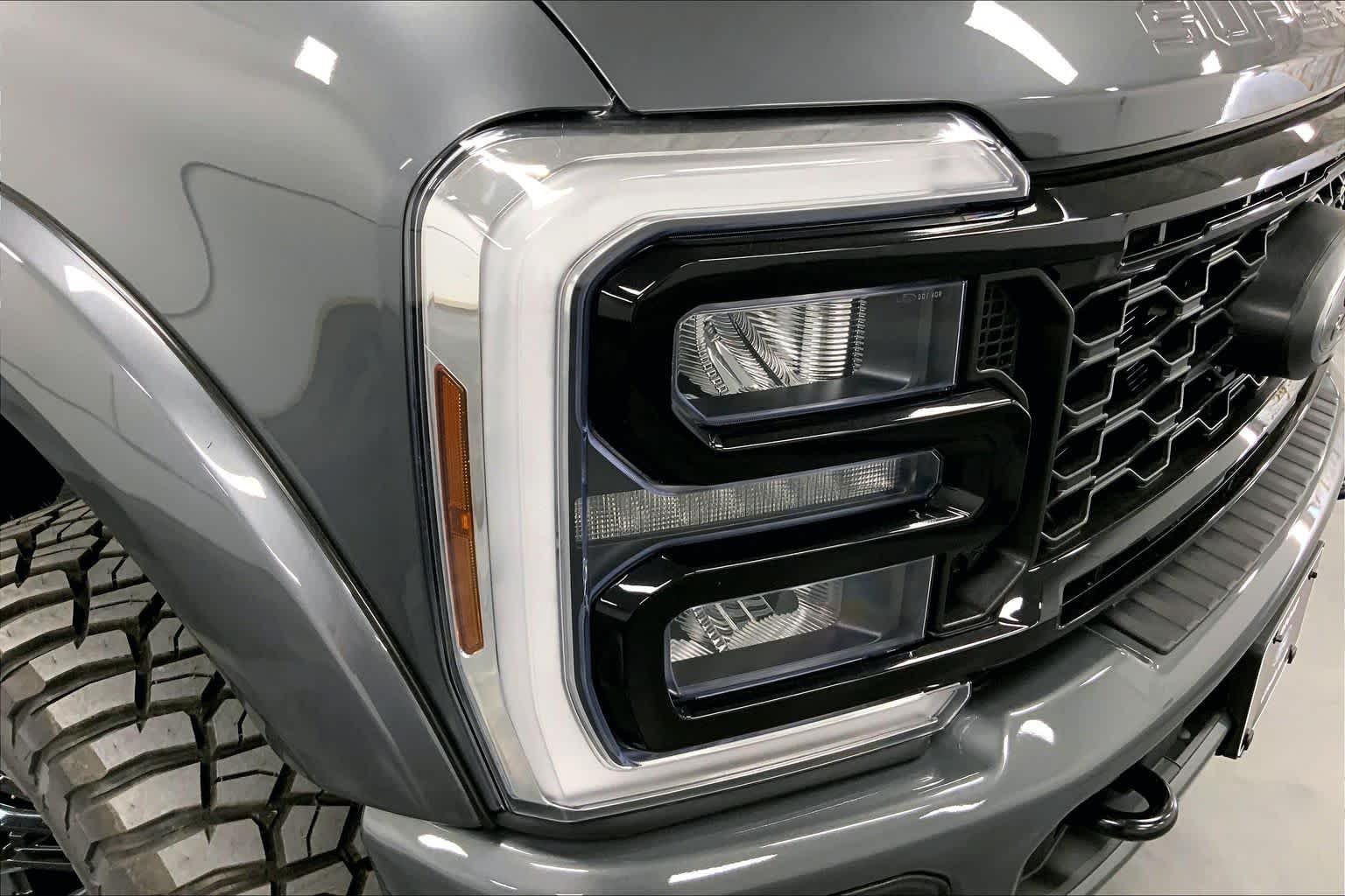New 2026 Carbonized Gray Metallic Ford F-250® Lariat® image 13