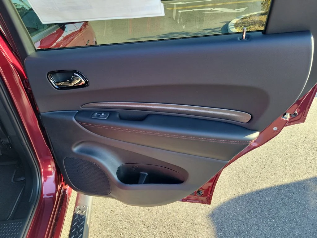 New 2026 Octane Red Pearl-Coat Exterior Paint Dodge GT HEMI V8 image 32