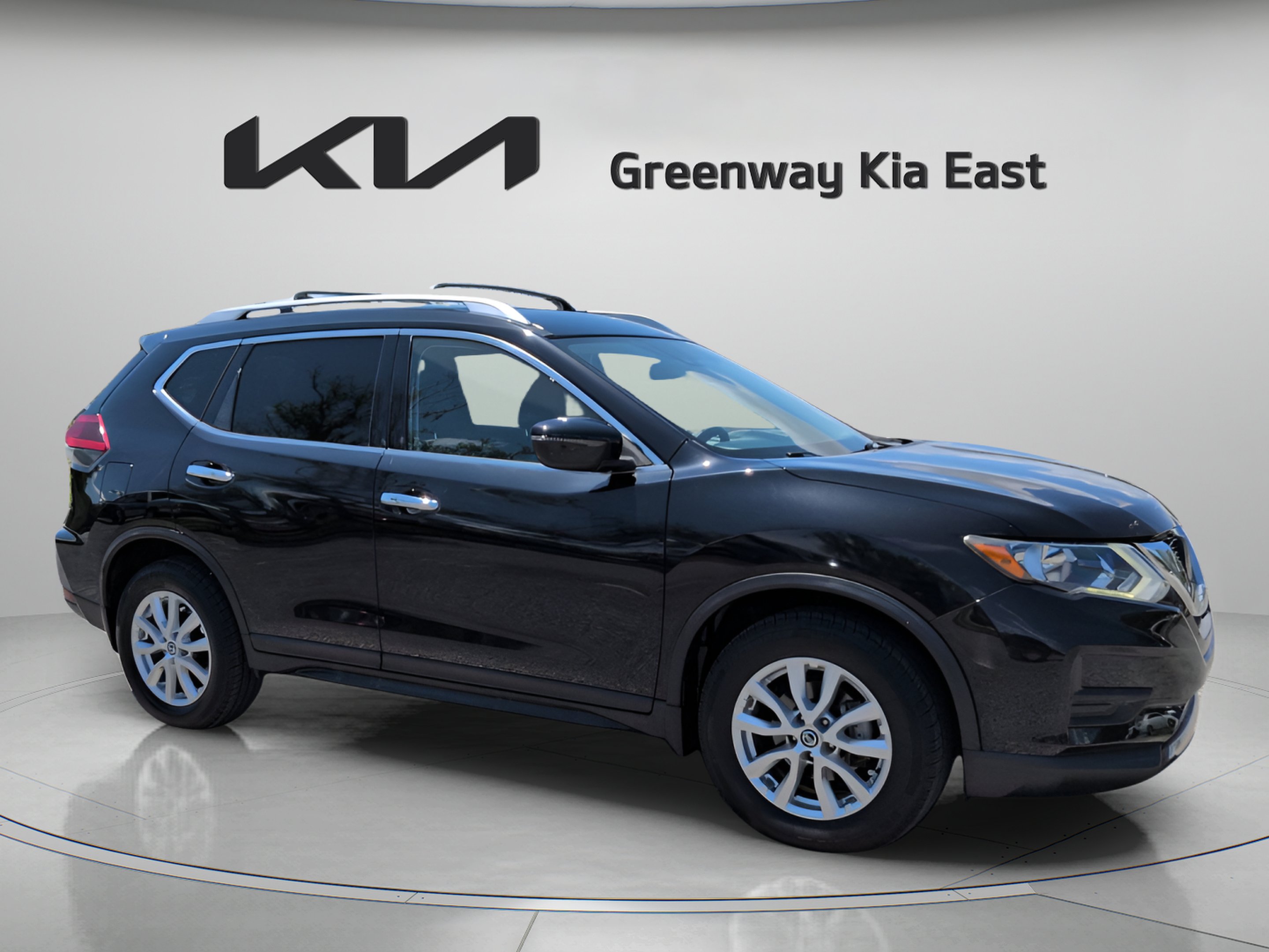 Used 2020 Magnetic Black Pearl Nissan SV image 3