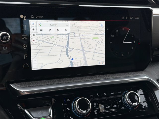 Used 2023  GMC Denali image 21