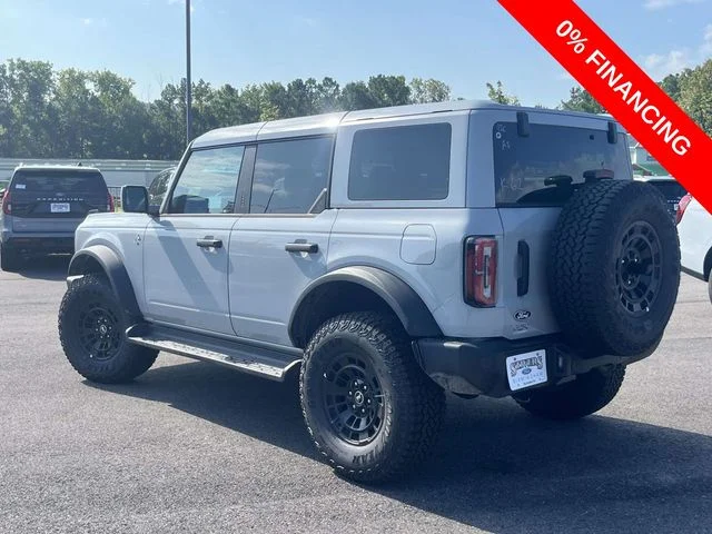 New 2026 Avalanche Gray Ford Outer Banks image 4