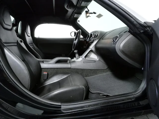 Used 2006 Black Pontiac Base image 12