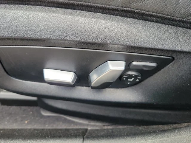 2021 BMW 5 Series 530i - Photo 23
