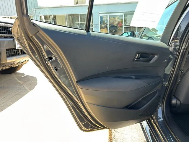 Used 2025  Toyota LE image 17