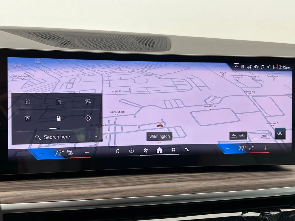 New 2026 Skyscraper Grey Metallic BMW xDrive50e image 13