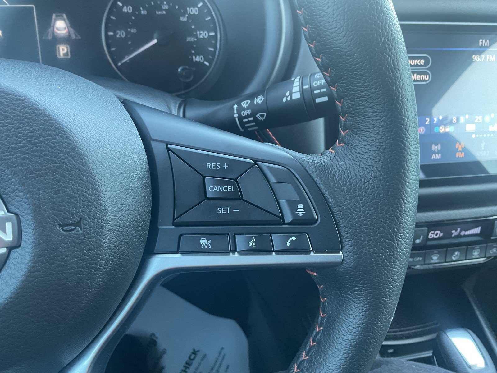 Used 2022 Boulder Gray Pearl Nissan SR image 21