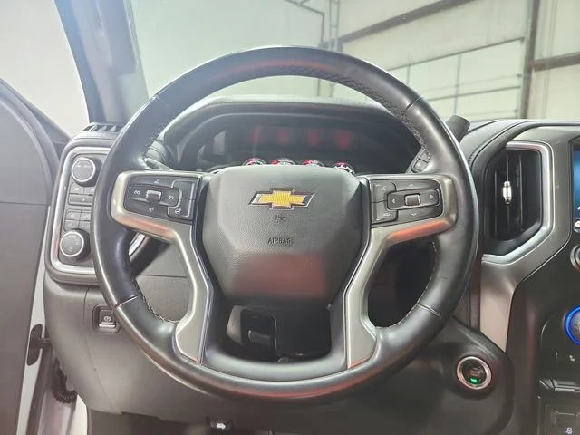 Used 2023 White Chevrolet LT image 22