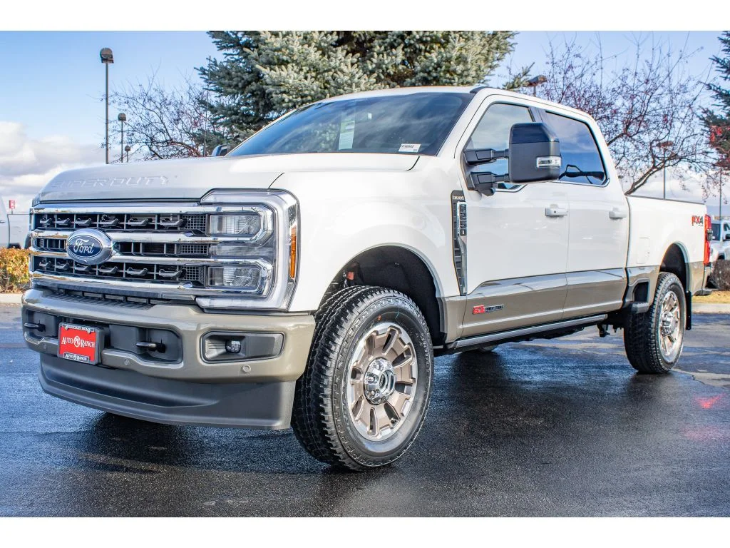 New 2026 Star White Metallic Tri-Coat Ford King Ranch image 4