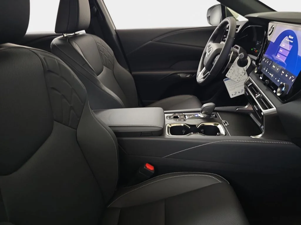 New 2026 Eminent White Pearl Lexus PREMIUM AWD image 9