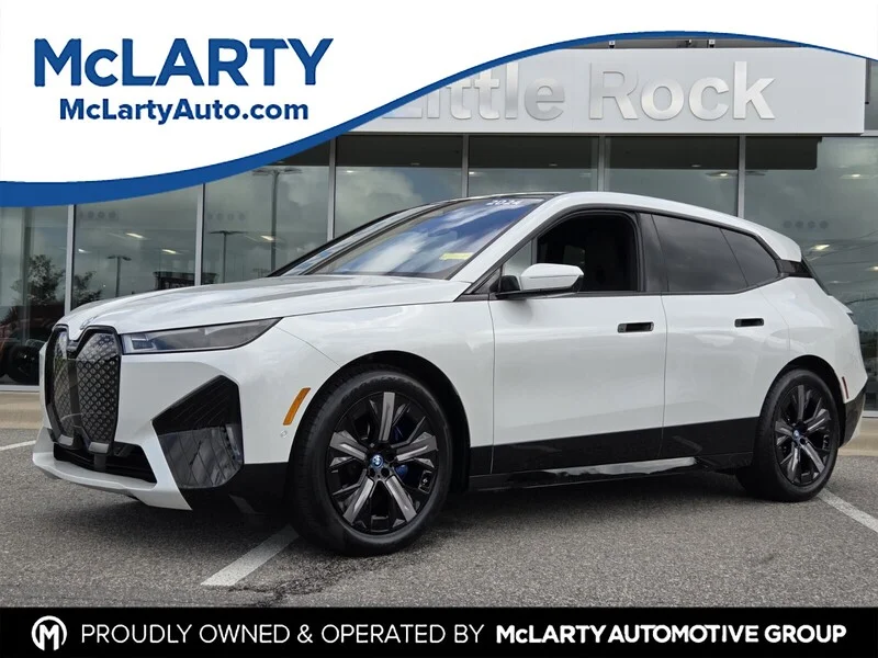 Used 2024 White Metallic BMW M60 SPORTS ACTIVITY VEHICLE image 1