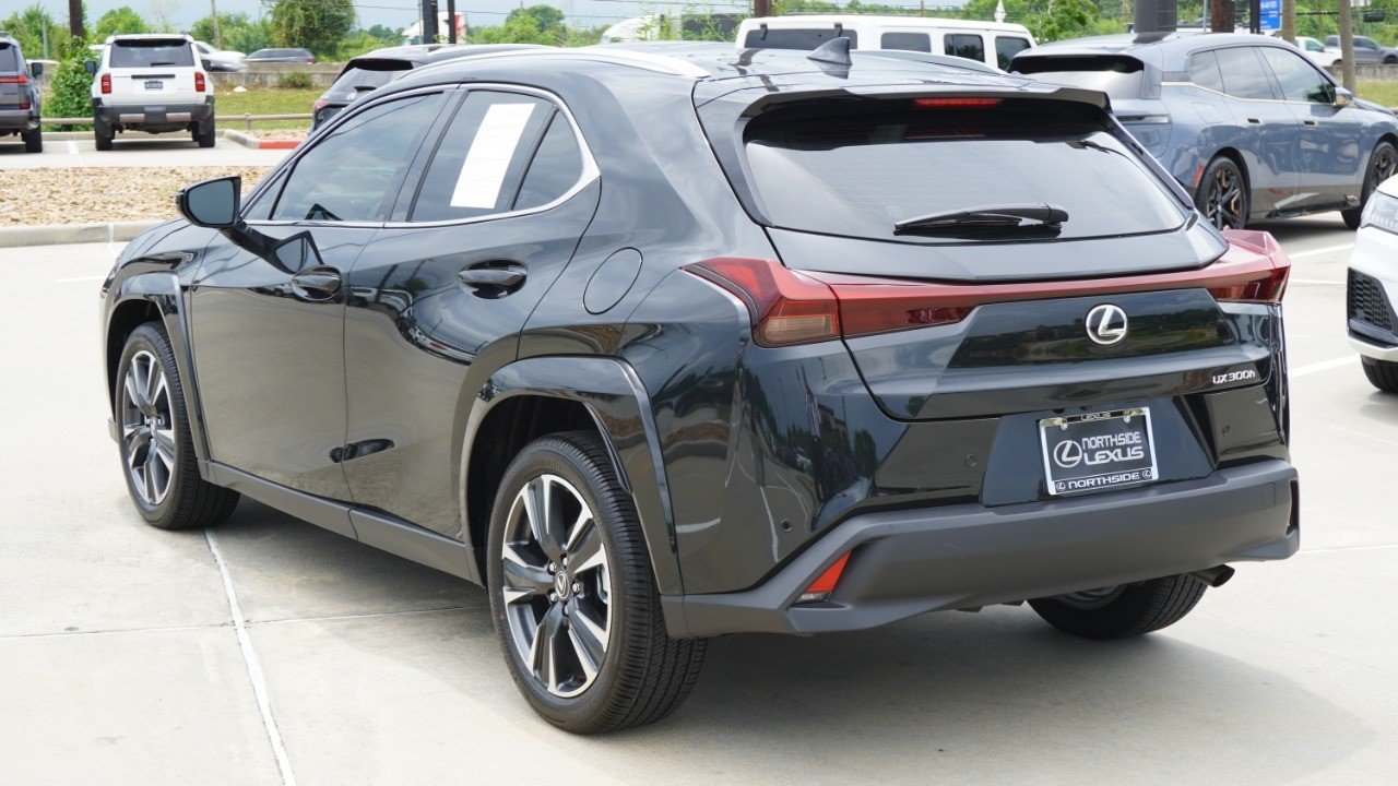 Certified Used 2026 Black Lexus UX 300h Premium image 8
