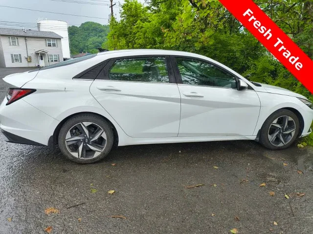 2022 Hyundai Elantra Hybrid Limited