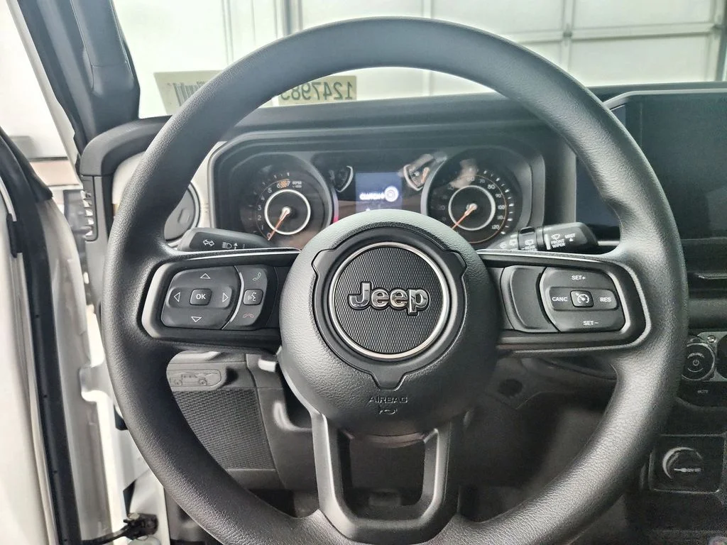 New 2026 Bright White Clear-Coat Exterior Paint Jeep Sport image 22