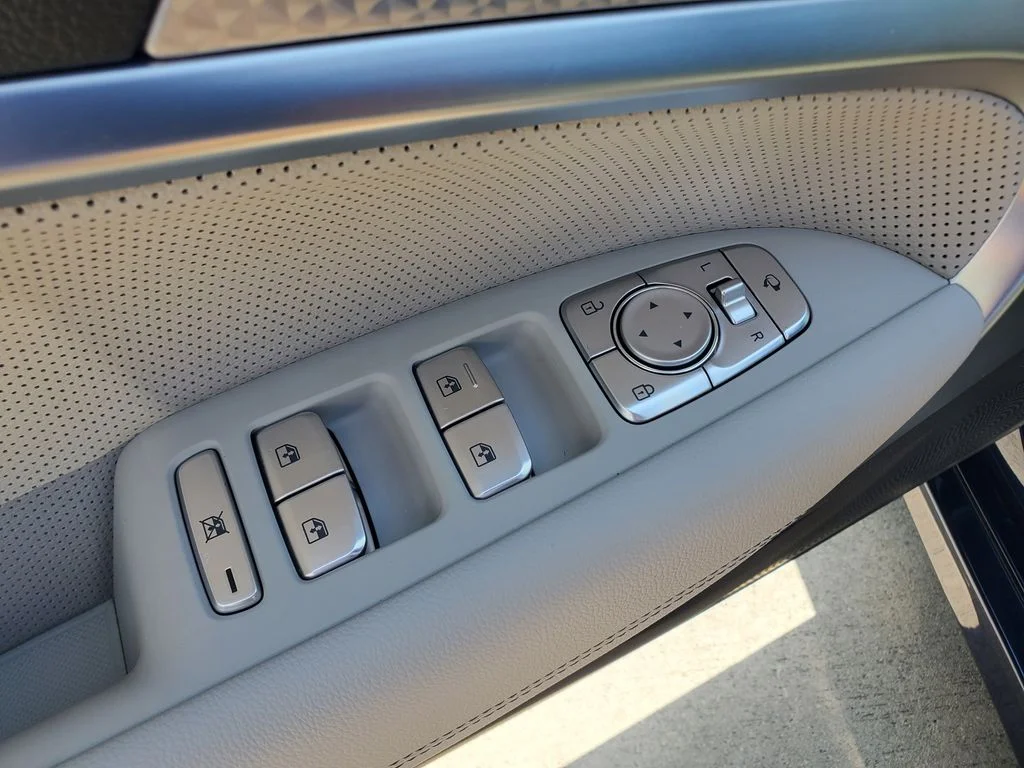 Used 2023 Blue Genesis 2.0T image 20
