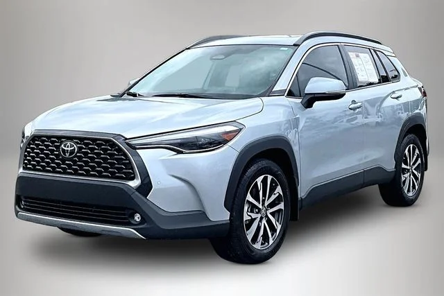 Used 2024 Silver Toyota XLE image 2