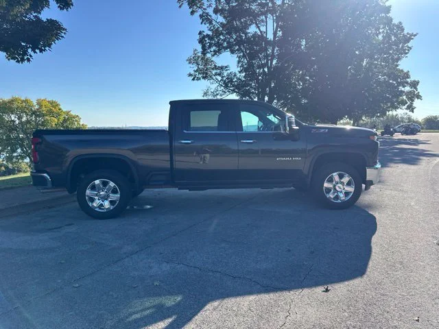 Used 2020 Brown Chevrolet LTZ image 8