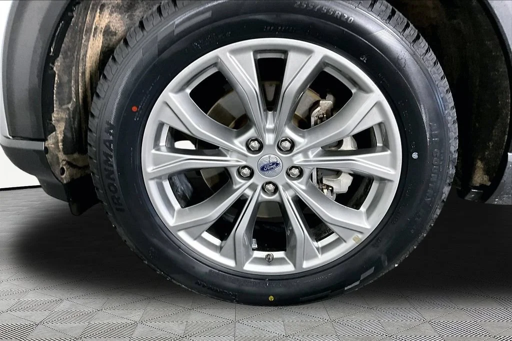 Certified Used 2023 Silver Ford Limited image 32
