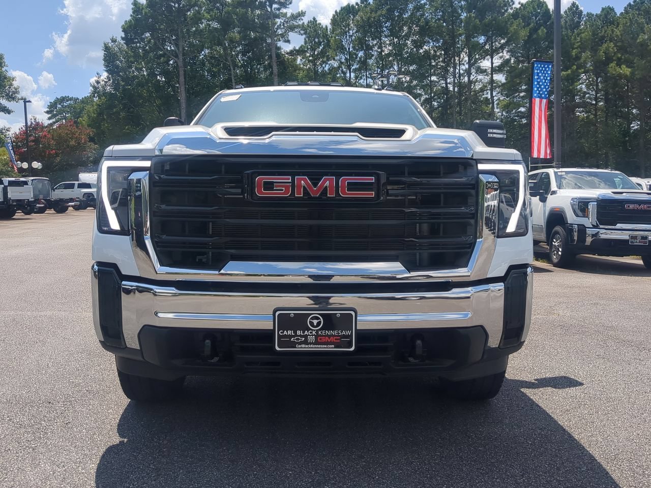 New 2026 Summit White GMC Pro image 3