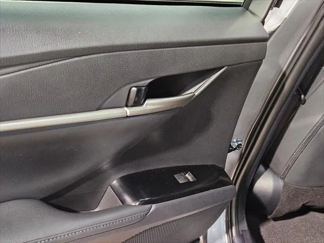 Certified Used 2025 PRECIOUS METAL Toyota  image 35