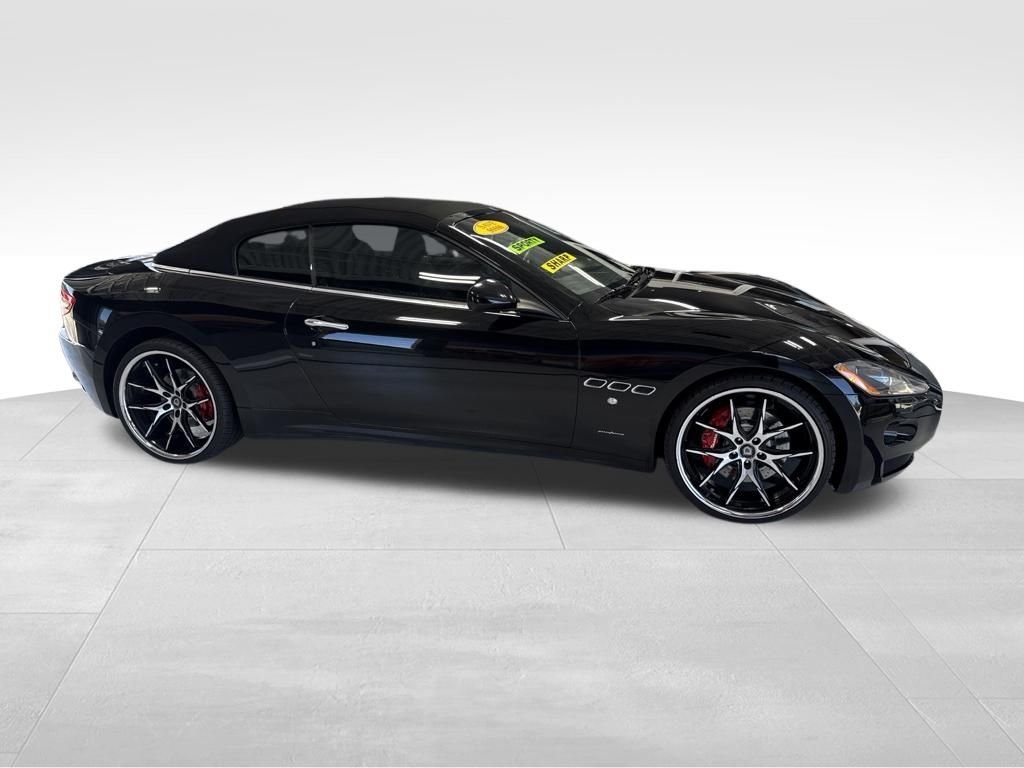 Used 2010 Black Maserati Base image 6