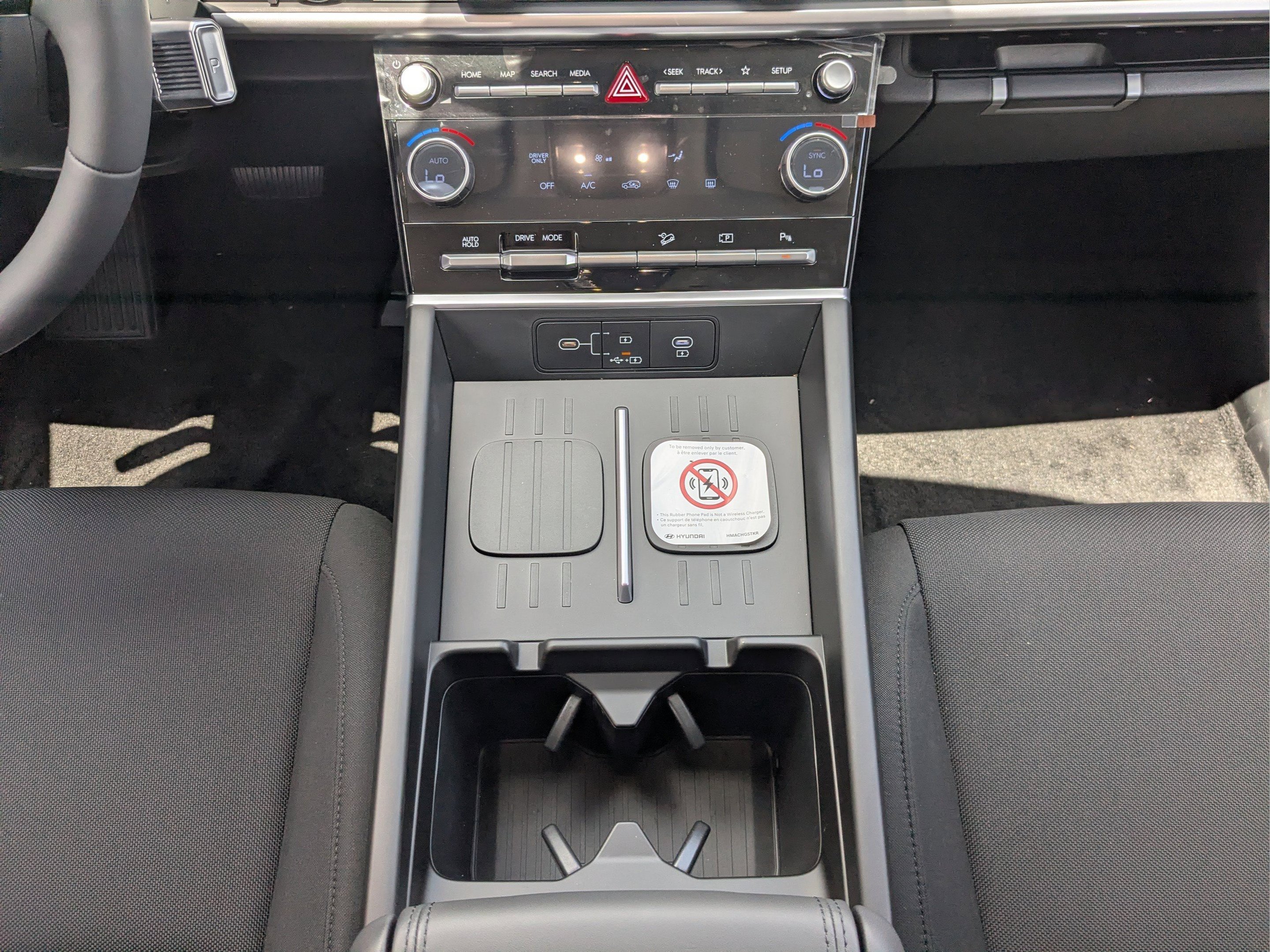 New 2026 Phantom Black Hyundai SE image 28