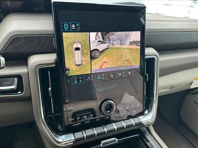 2026 GMC Yukon XL Denali - Photo 35