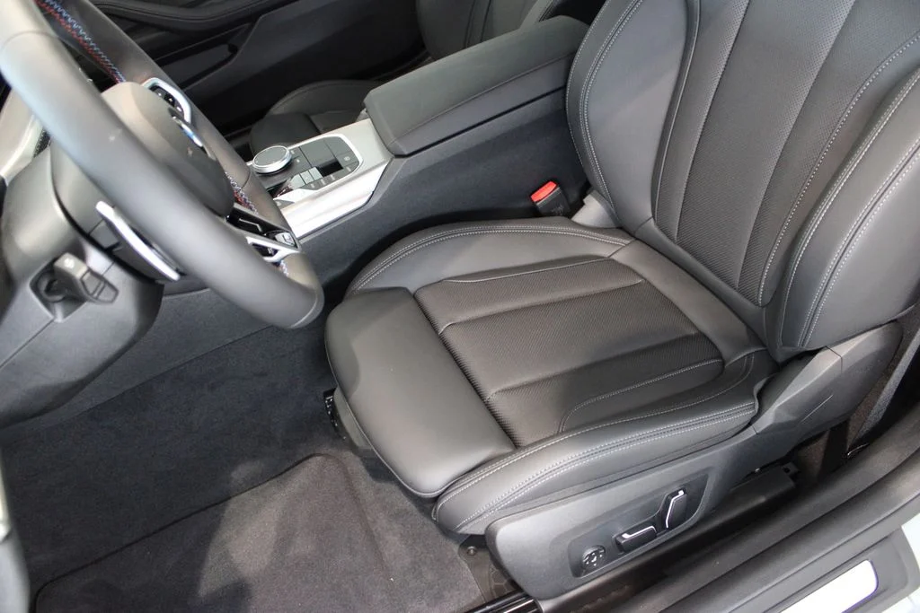 2026 BMW 4 Series M440i - Photo 29