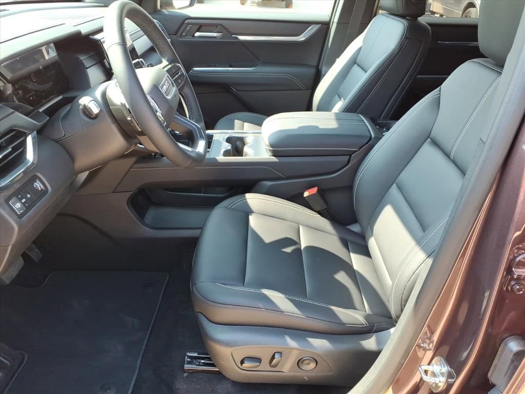 2026 GMC Acadia Elevation - Photo 13