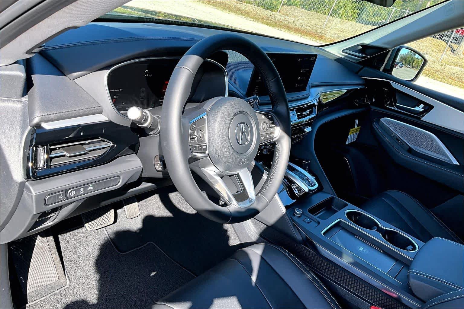 Used 2026 Liquid Carbon Metallic Acura w/Technology Package image 8