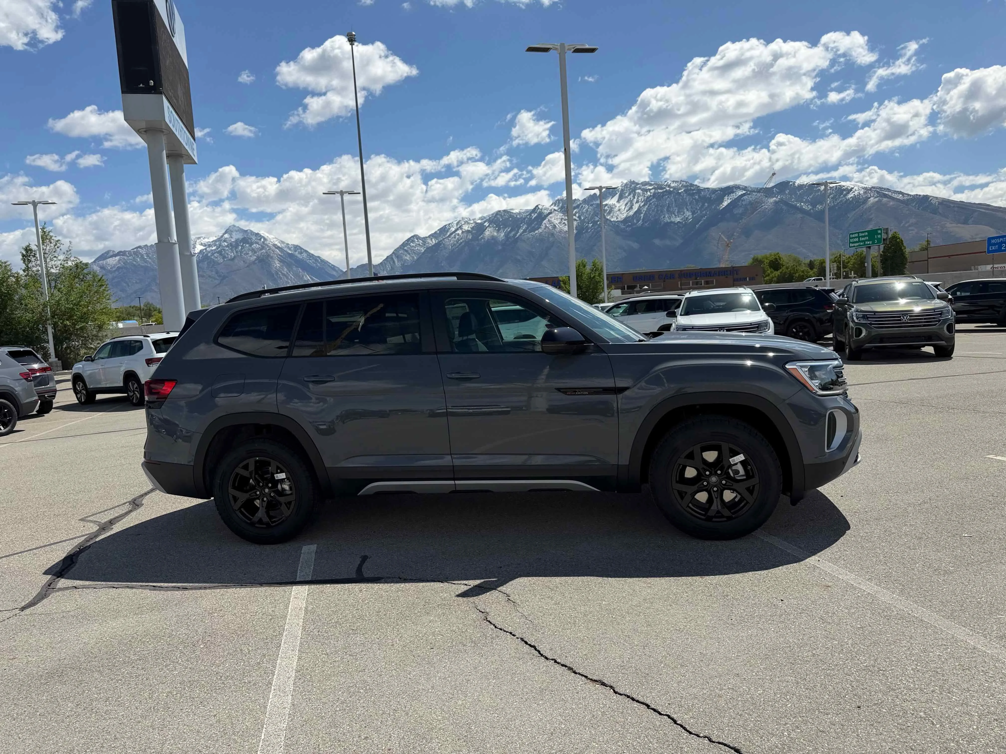 New 2026 Gray Volkswagen 2.0T Peak Edition image 8