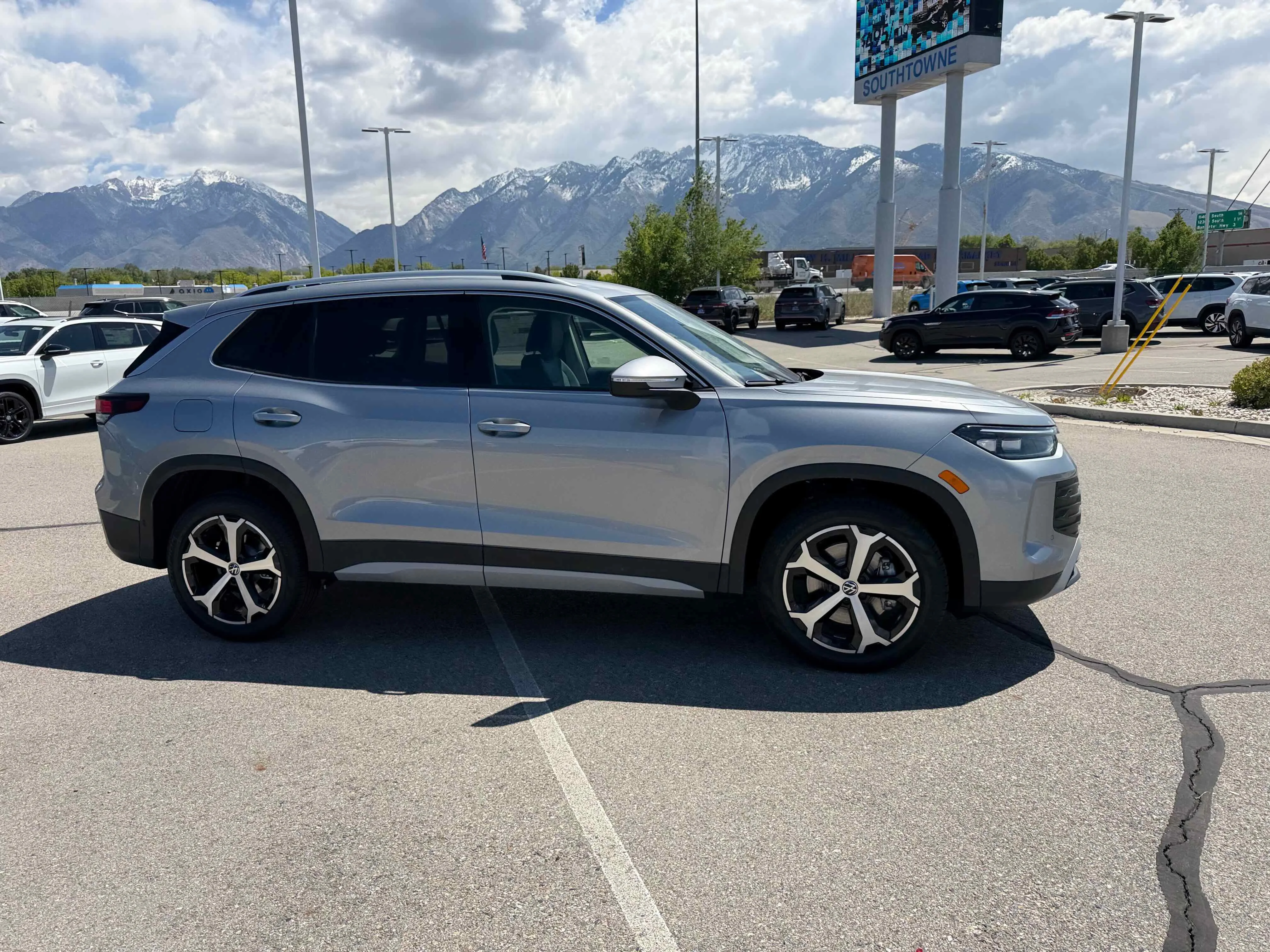 New 2026 Silver Volkswagen SE image 8