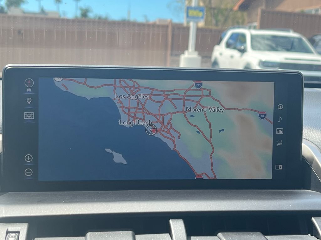 Used 2019 Black Lexus 300h image 18