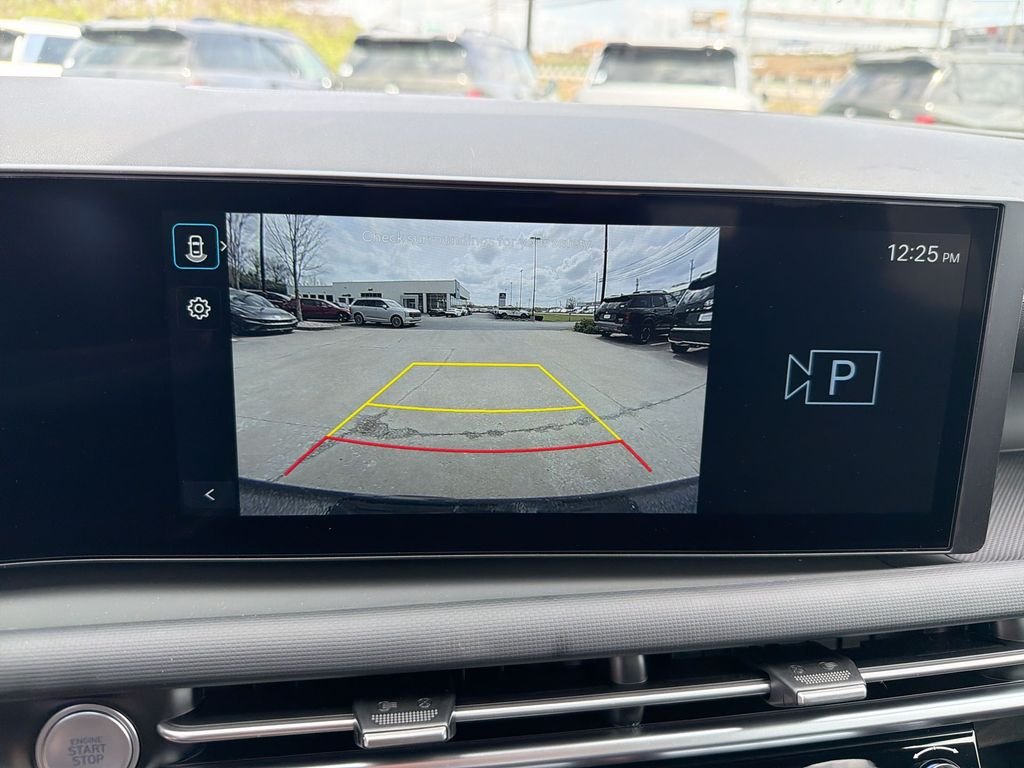 New 2026 White Hyundai SEL image 21