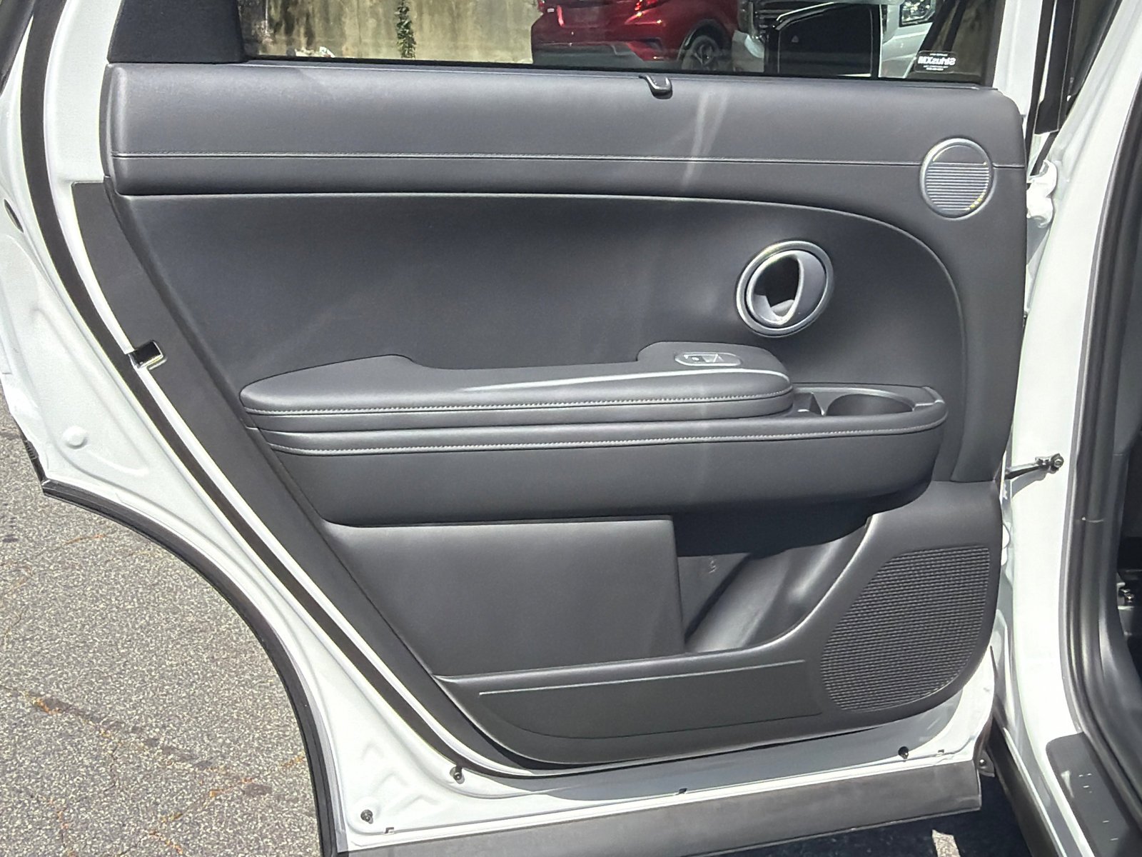 New 2026 Creamy White Pearl Hyundai Blue SEL 8P image 16