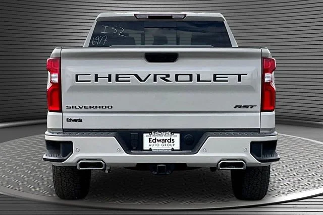 New 2026 White Sands Chevrolet RST image 4