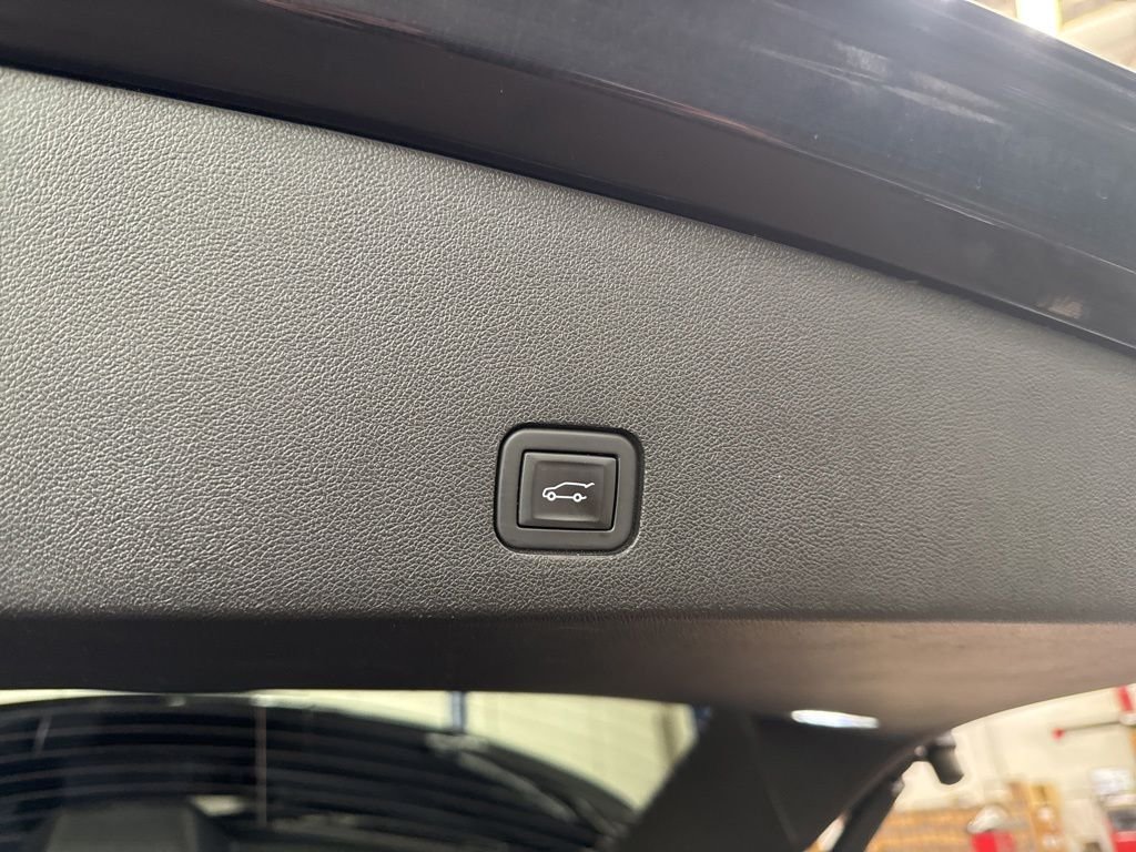 Used 2023 Black Cadillac Sport image 15