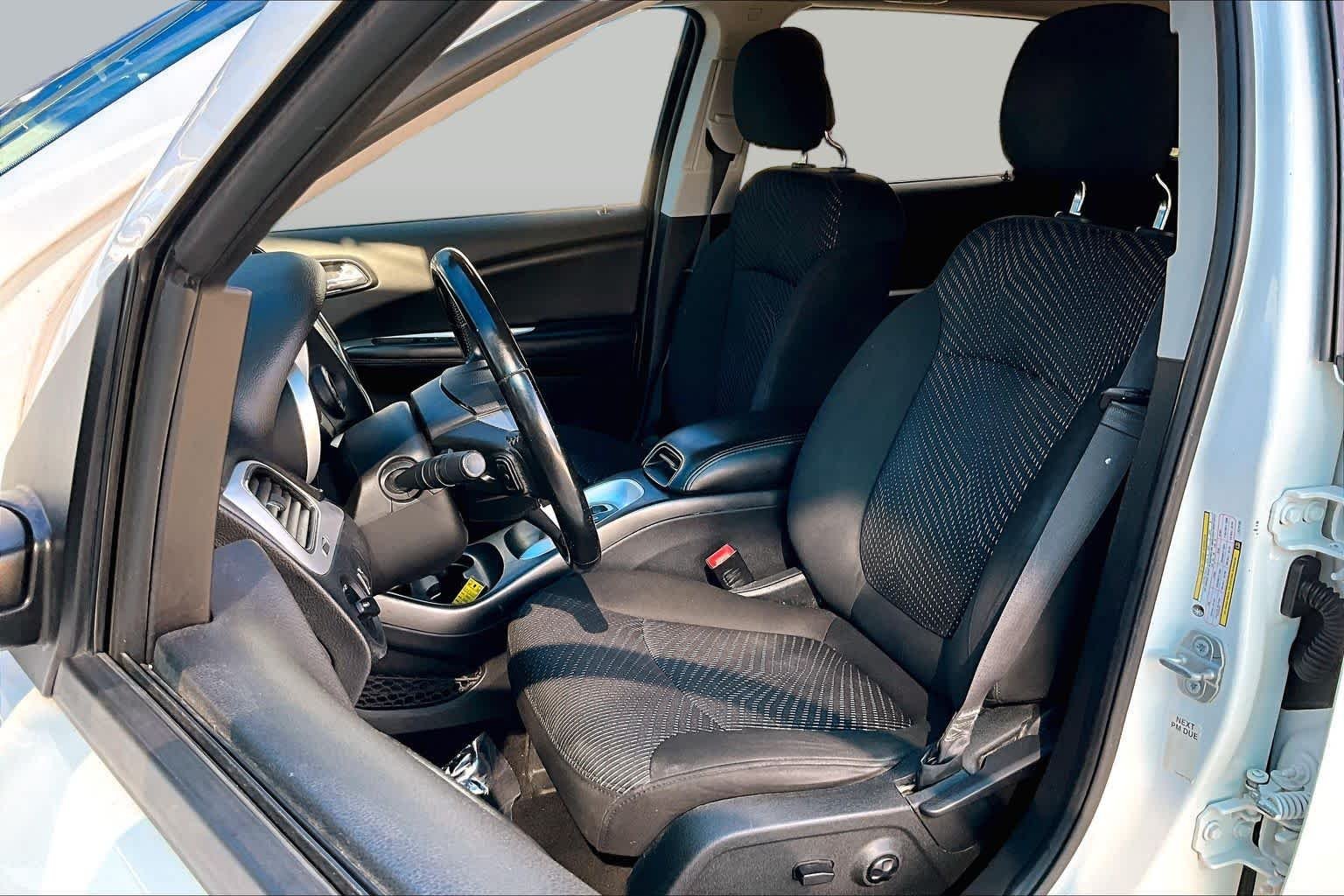 Pre-Owned 2020 Dodge Journey SE Value
