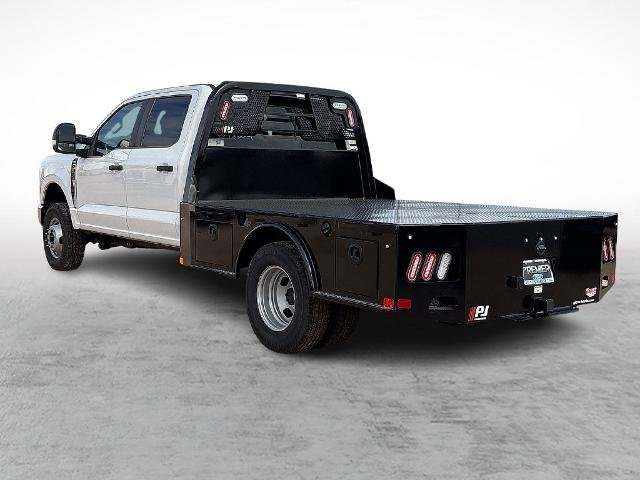 New 2026 Oxford White Ford F-350® XL image 32
