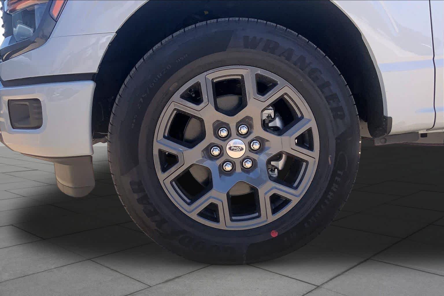 New 2026 Avalanche Ford STX® image 11