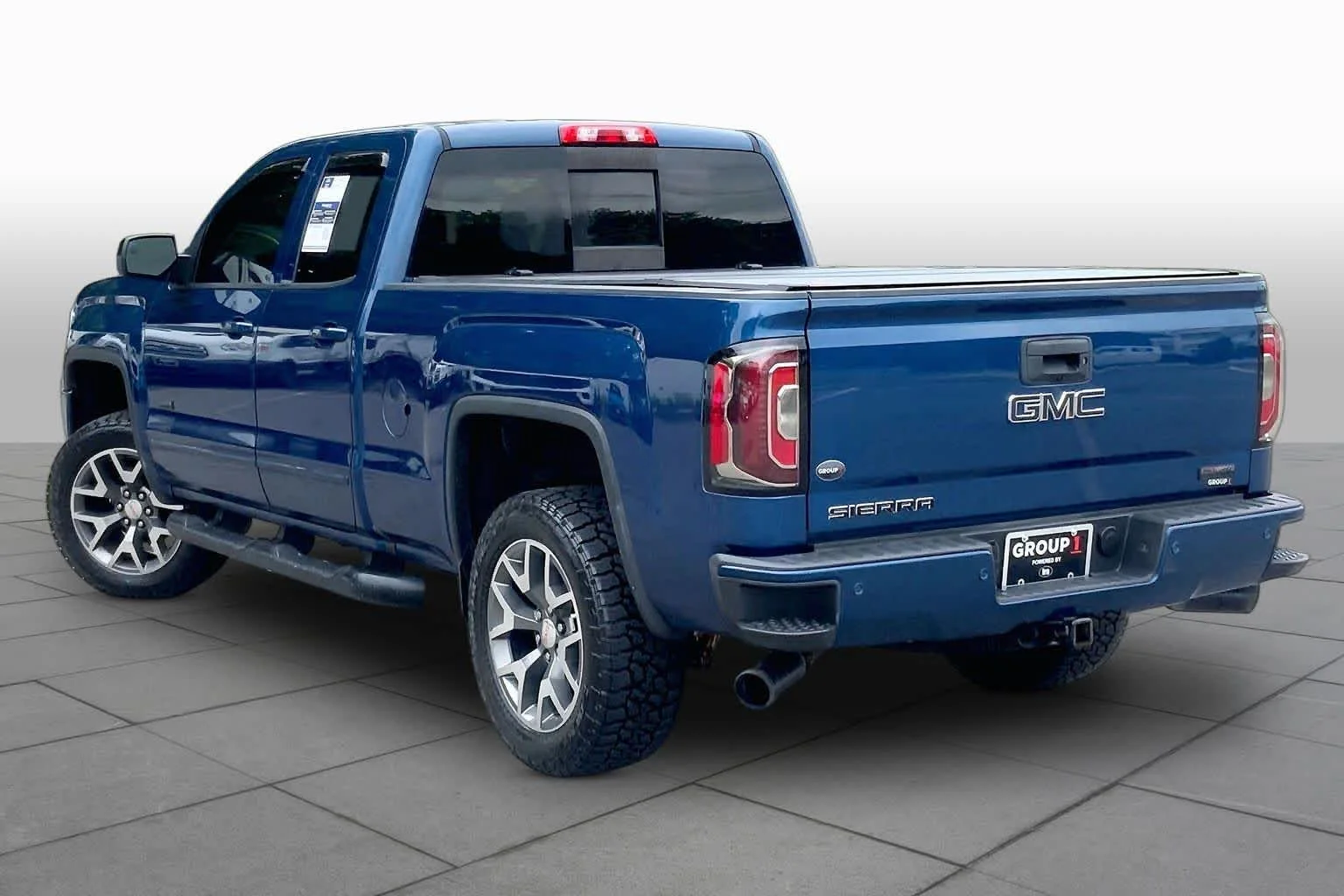 Certified Used 2017 Stone Blue Metallic GMC SLT image 12