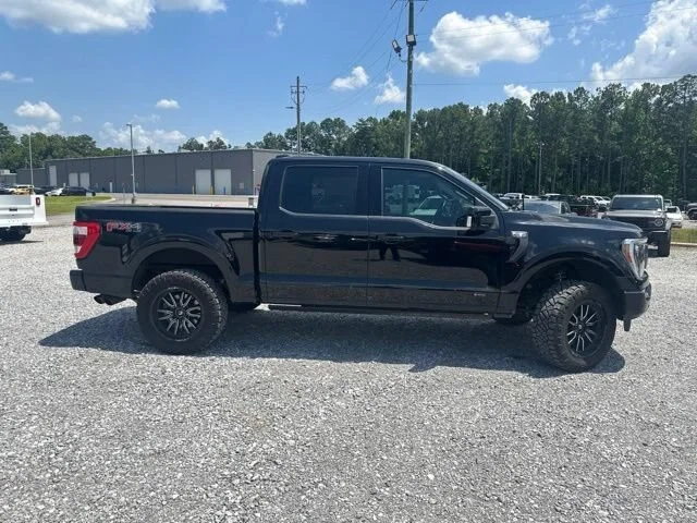 Used 2023 Agate Black Metallic Ford Lariat image 16