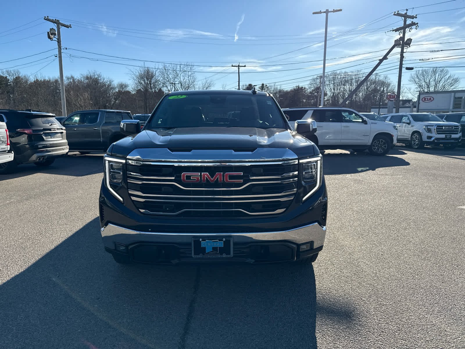 2022 GMC Sierra 1500 SLT - Photo 8