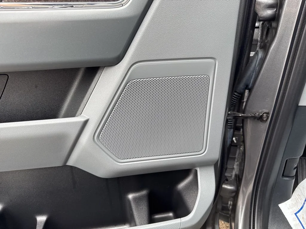 Used 2023 Carbonized Gray Metallic Ford XLT image 18