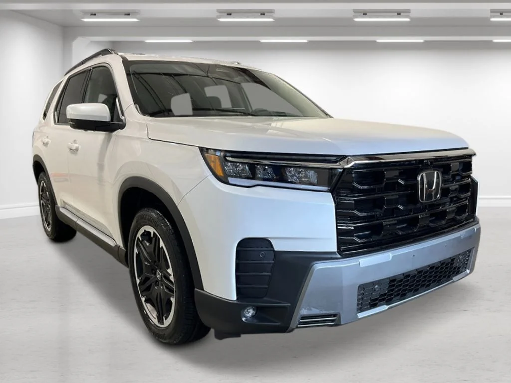 New 2026 Platinum White Pearl Honda Touring image 10
