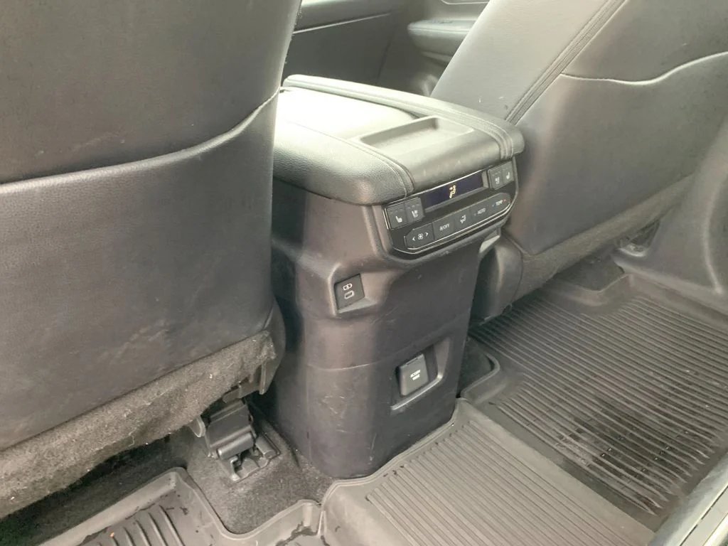Used 2024  Toyota Platinum image 15