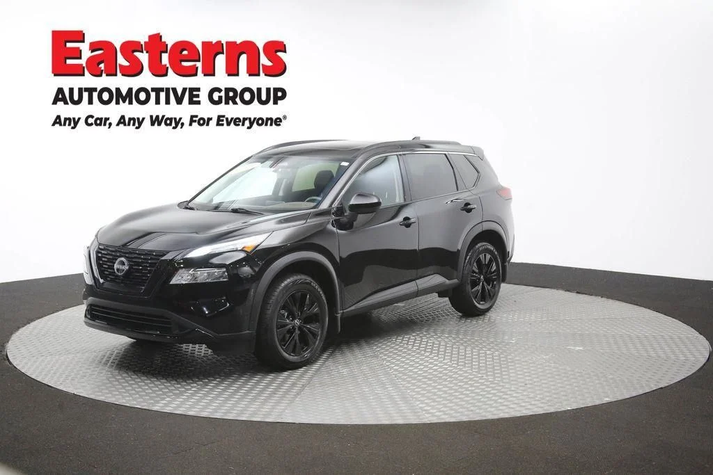 Used 2023 Black Nissan SV image 59