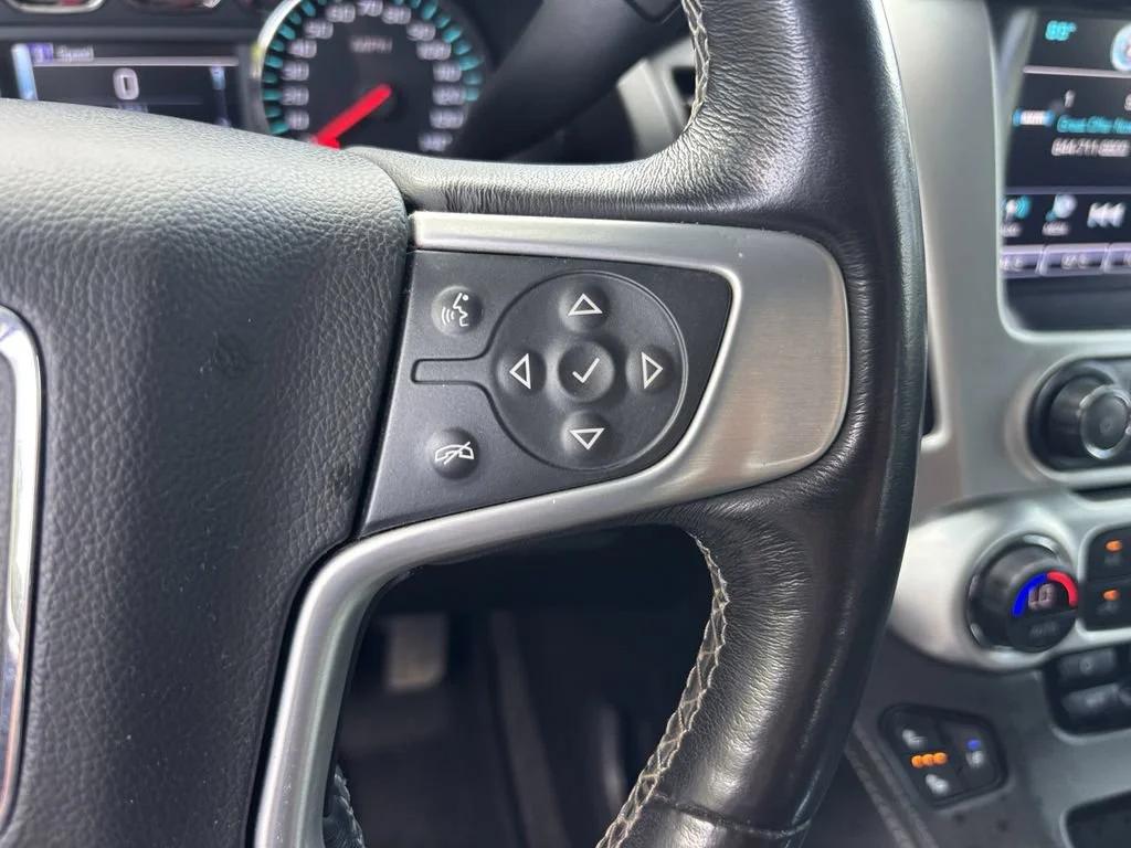 Used 2018 SUMMIT WHITE GMC SLT image 25