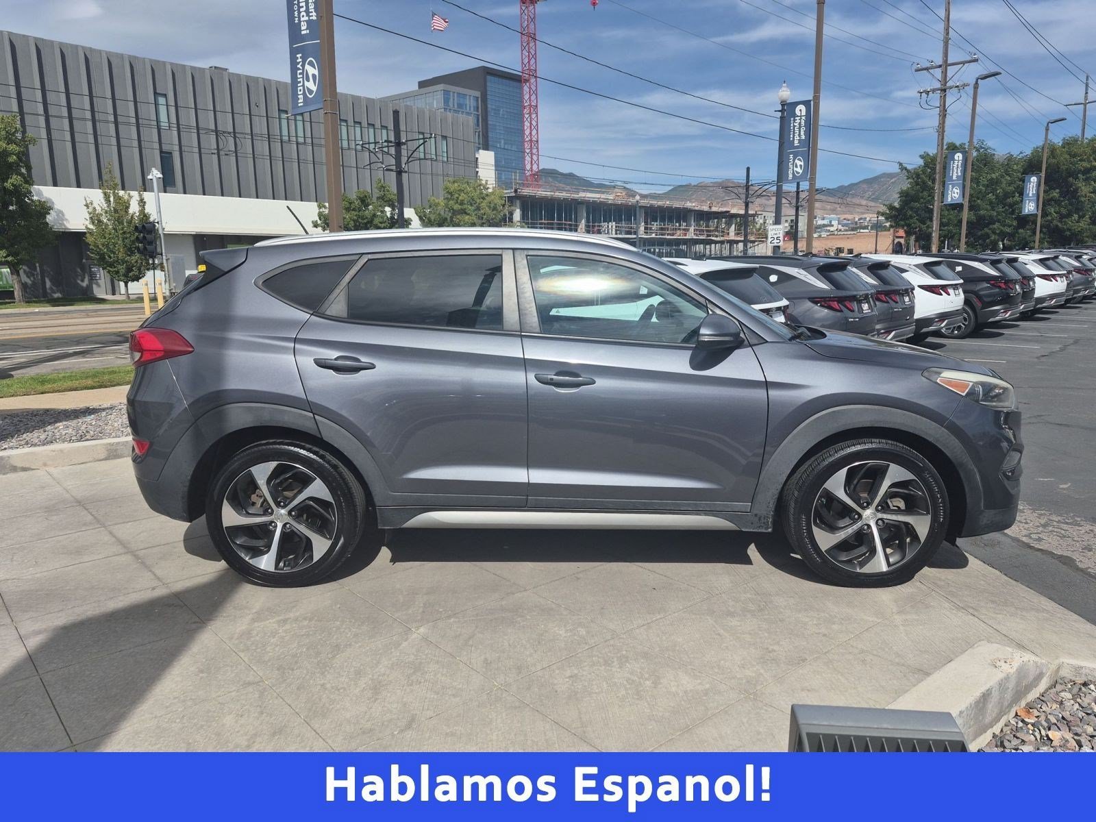 Used 2017 Coliseum Gray Hyundai Sport image 2
